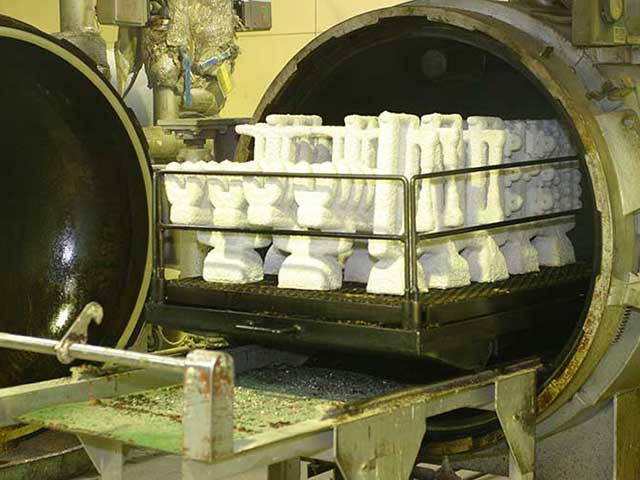 ロストワックス(精密鋳造)の製造工程 キングパーツ株式会社